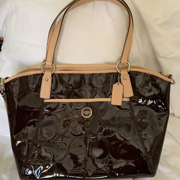 Coach Peyton Signature Tote - Picture 1 of 4